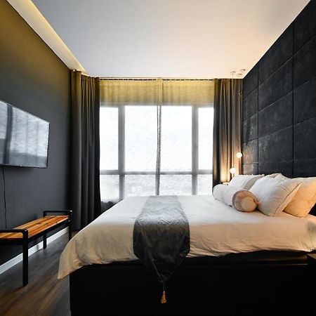 Estella Heights Saigon City View 2Br Apartment & Pool, 호치민 외부 사진