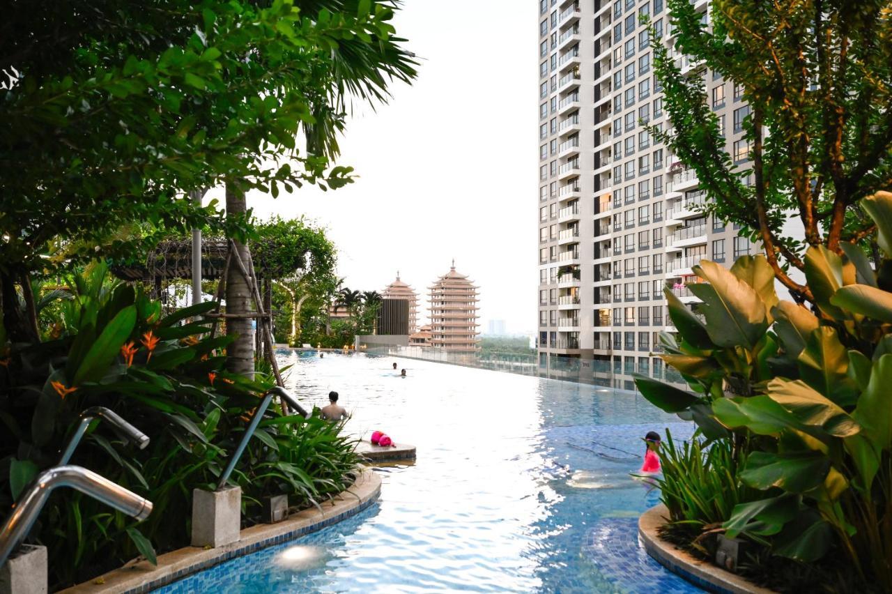 Estella Heights Saigon City View 2Br Apartment & Pool, 호치민 외부 사진
